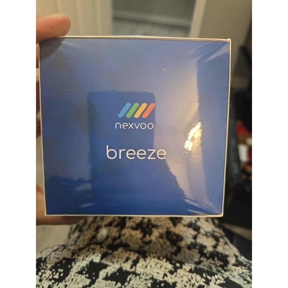 NEXVOO's BREEZE Transparent Smart Mask New In Sealed Box